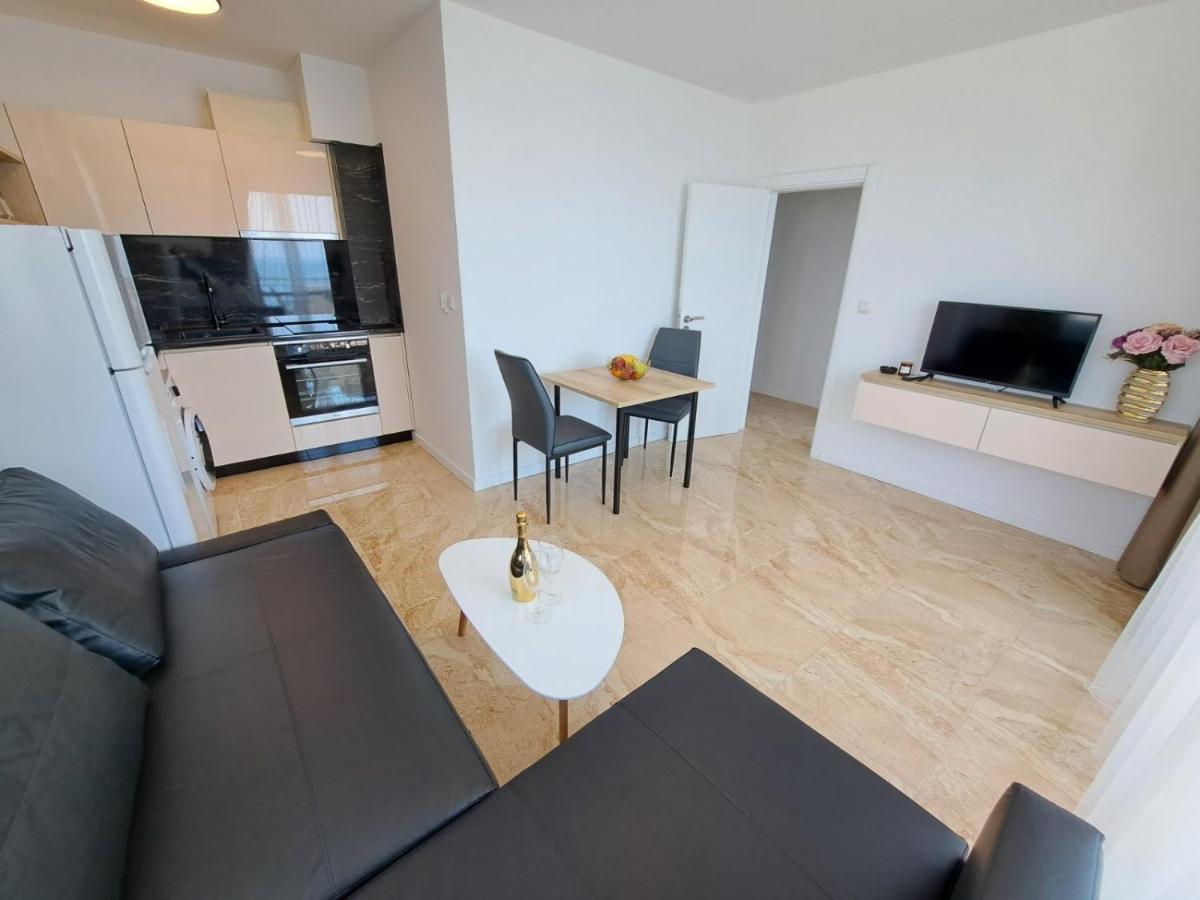 Onyx 2 Private Beach Apartment Свети-Влас Экстерьер фото